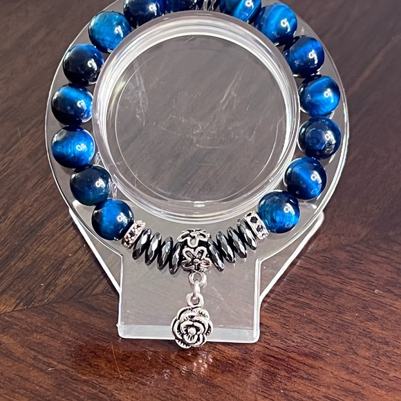 Beautiful Blue Ebony Bracelet - Picture 2 of 2